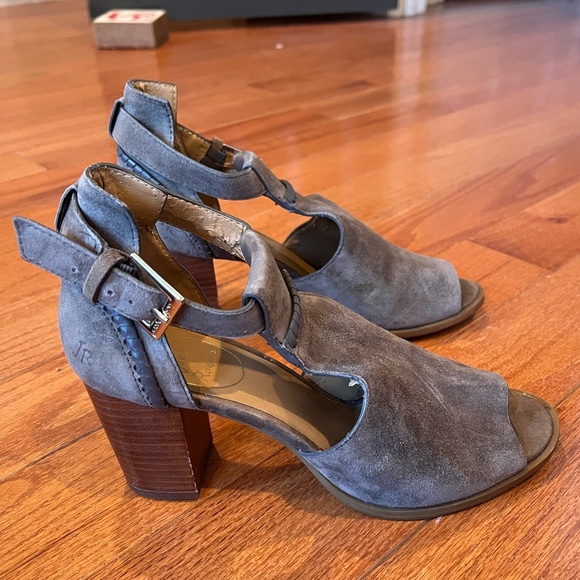 Jack Rogers Gray Suede Heeled Sandals - Picture 4 of 9